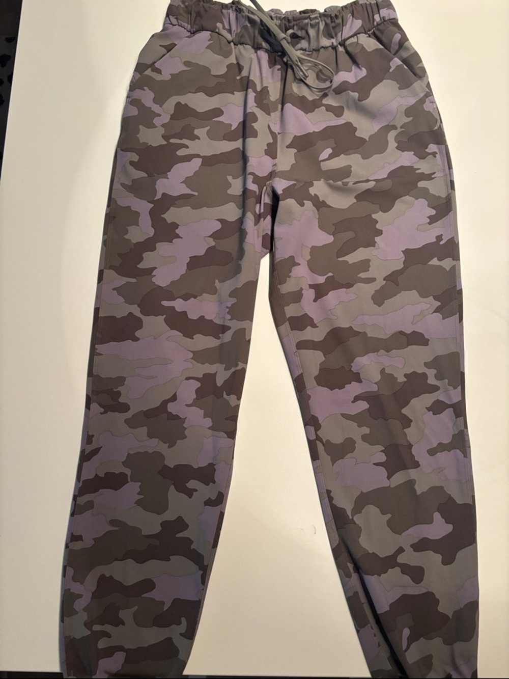 Women’s lululemon Purple Camo Jogger Sweatpants